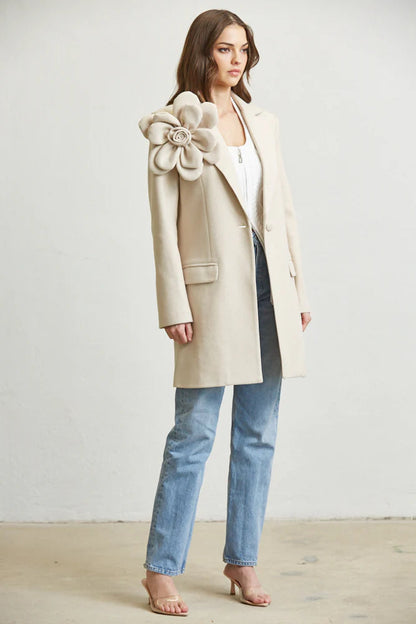 Manteau mi-long pour femme par Rose Paulino