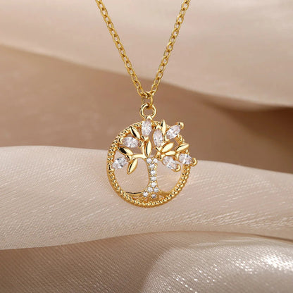Hermoso collar de cristal del árbol de la vida