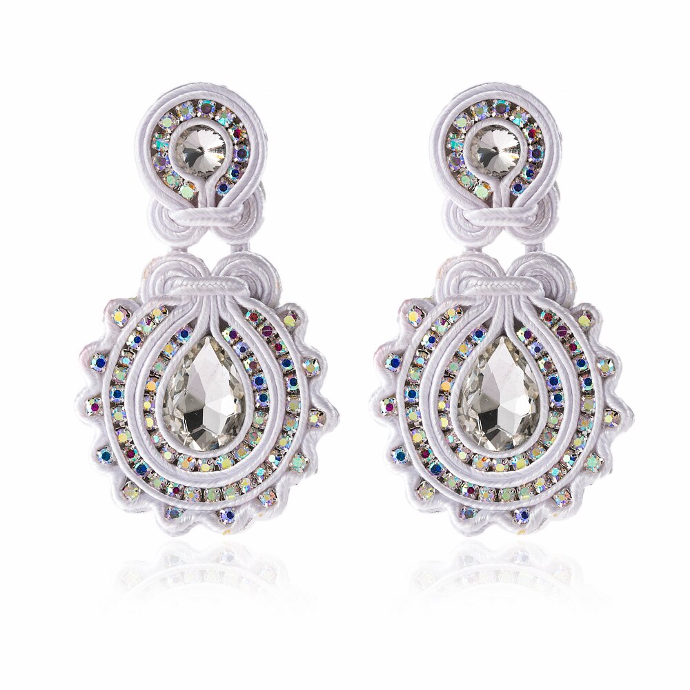 Pendientes de soutache hechos a mano