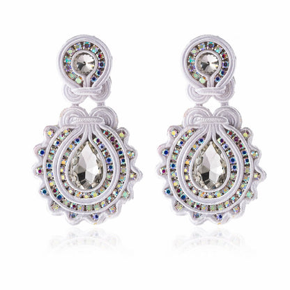 Pendientes de soutache hechos a mano