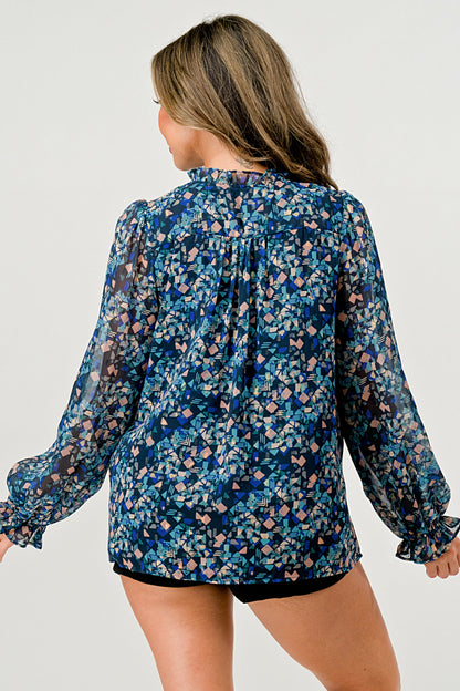 Blusa de manga larga con estampado transparente y detalle fruncido
