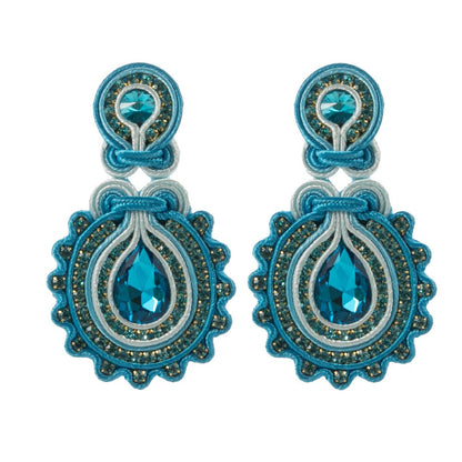 Pendientes de soutache hechos a mano