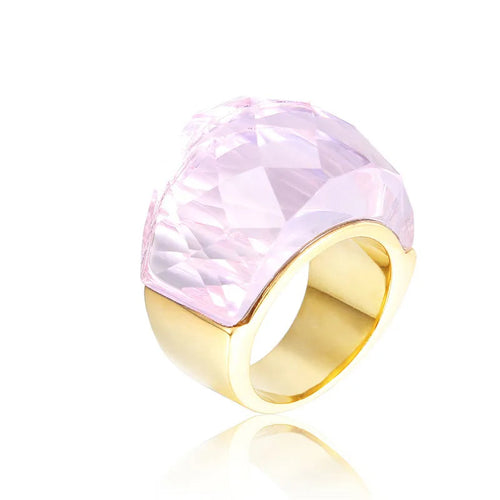 Anillo grande con piedra de cristal