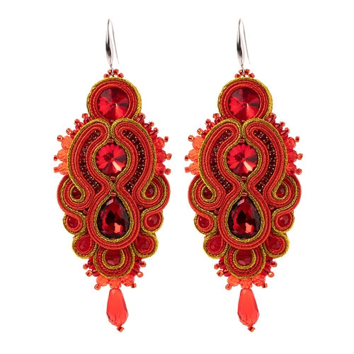 Pendientes de soutache hechos a mano