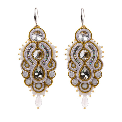 Pendientes de soutache hechos a mano