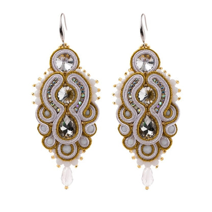 Pendientes de soutache hechos a mano
