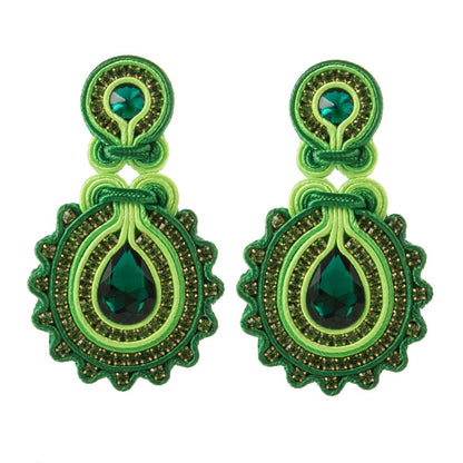 Pendientes de soutache hechos a mano