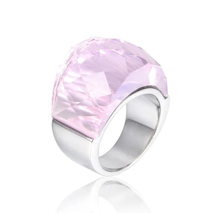 Anillo grande con piedra de cristal