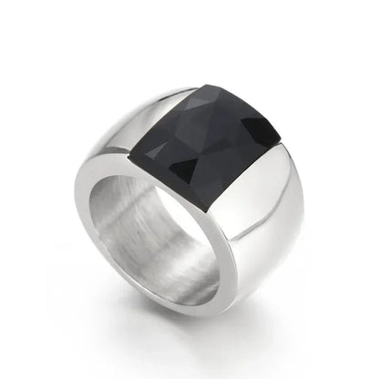 Anillo grande de piedra de cristal