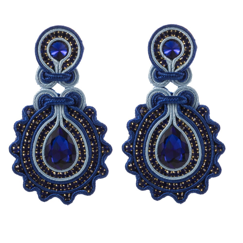 Pendientes de soutache hechos a mano