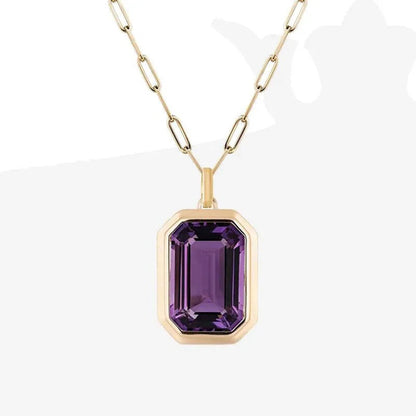 Hermoso collar con colgante de cristal cuadrado geométrico