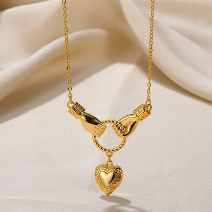 Collar de corazón con incrustaciones para mujer