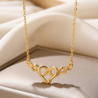 Collar de corazón con incrustaciones para mujer