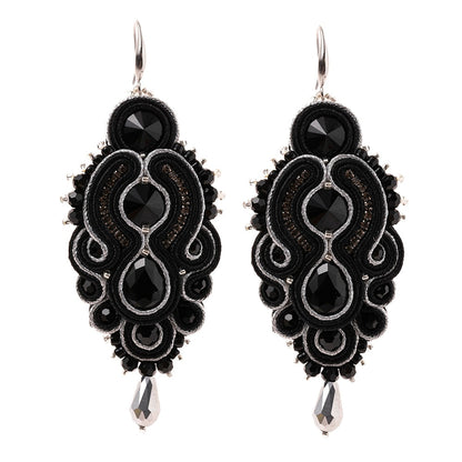 Pendientes de soutache hechos a mano