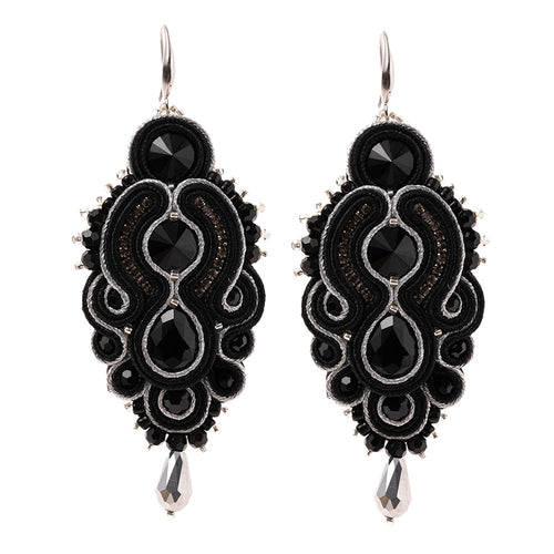 Pendientes de soutache hechos a mano