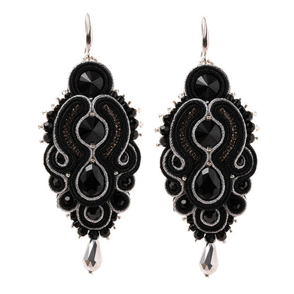 Pendientes de soutache hechos a mano
