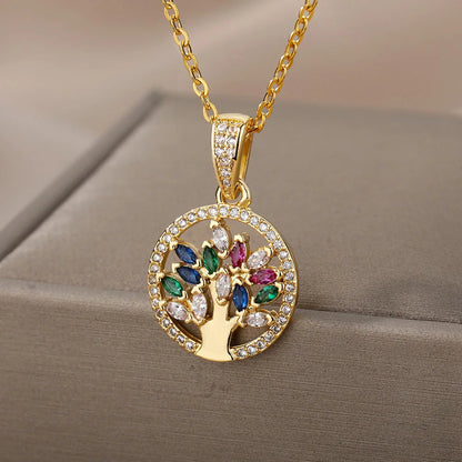 Hermoso collar de cristal del árbol de la vida