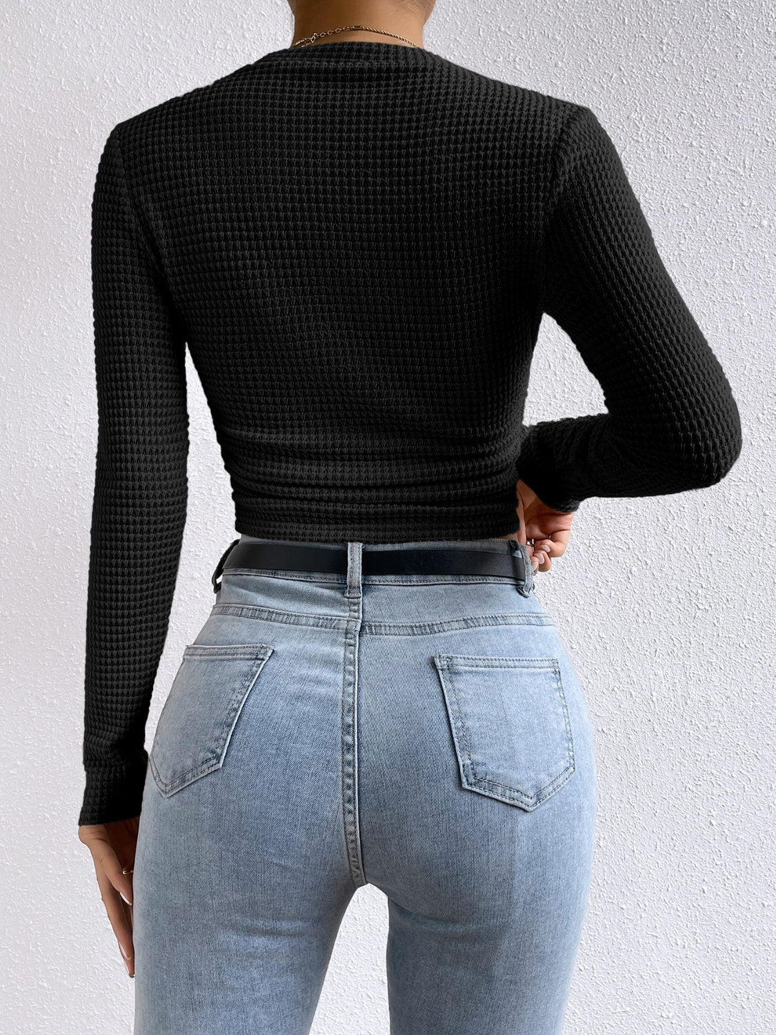 Camiseta de manga larga con cuello redondo