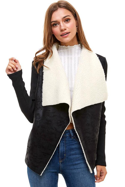 Veste à col drapé en sherpa