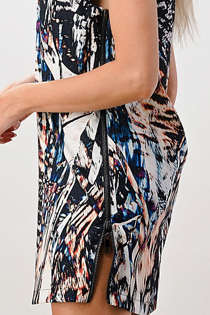 Mini-robe à manches courtes et imprimé abstrait