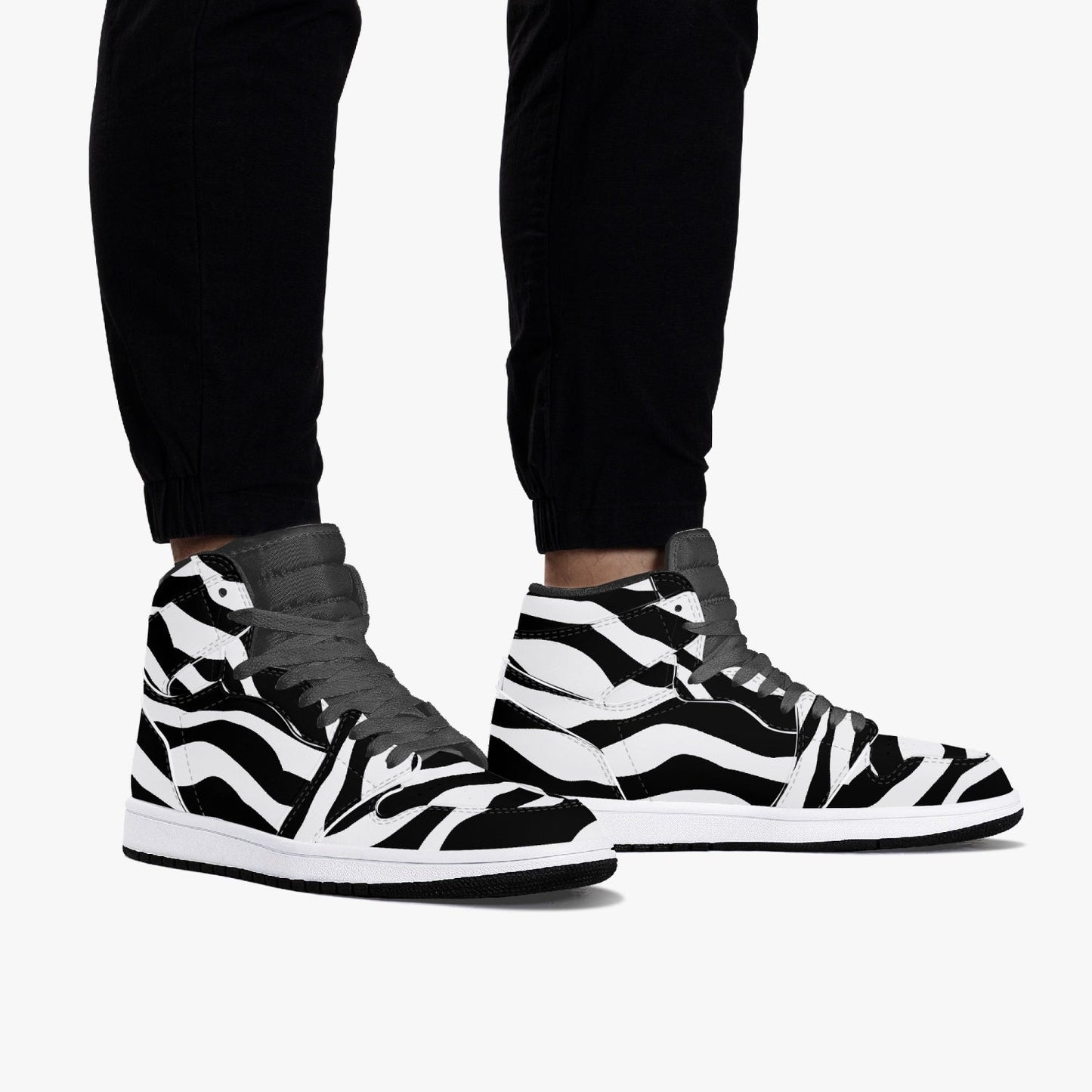 Zapatillas altas de piel con diseño de cebra de Jacki Easlick 