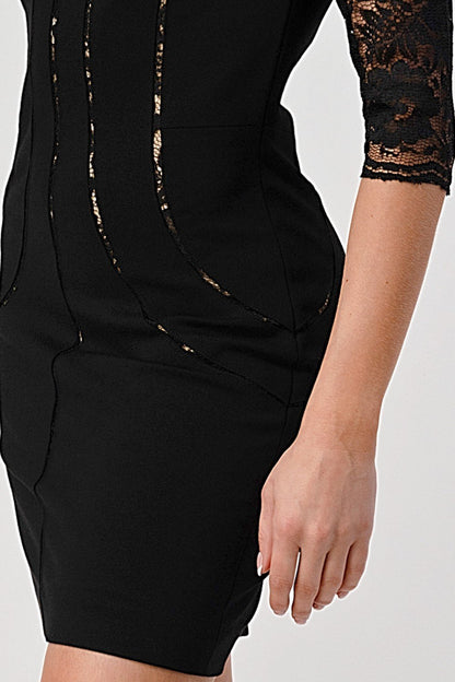 Vestido ajustado con superposición de encaje: elegante y sofisticado