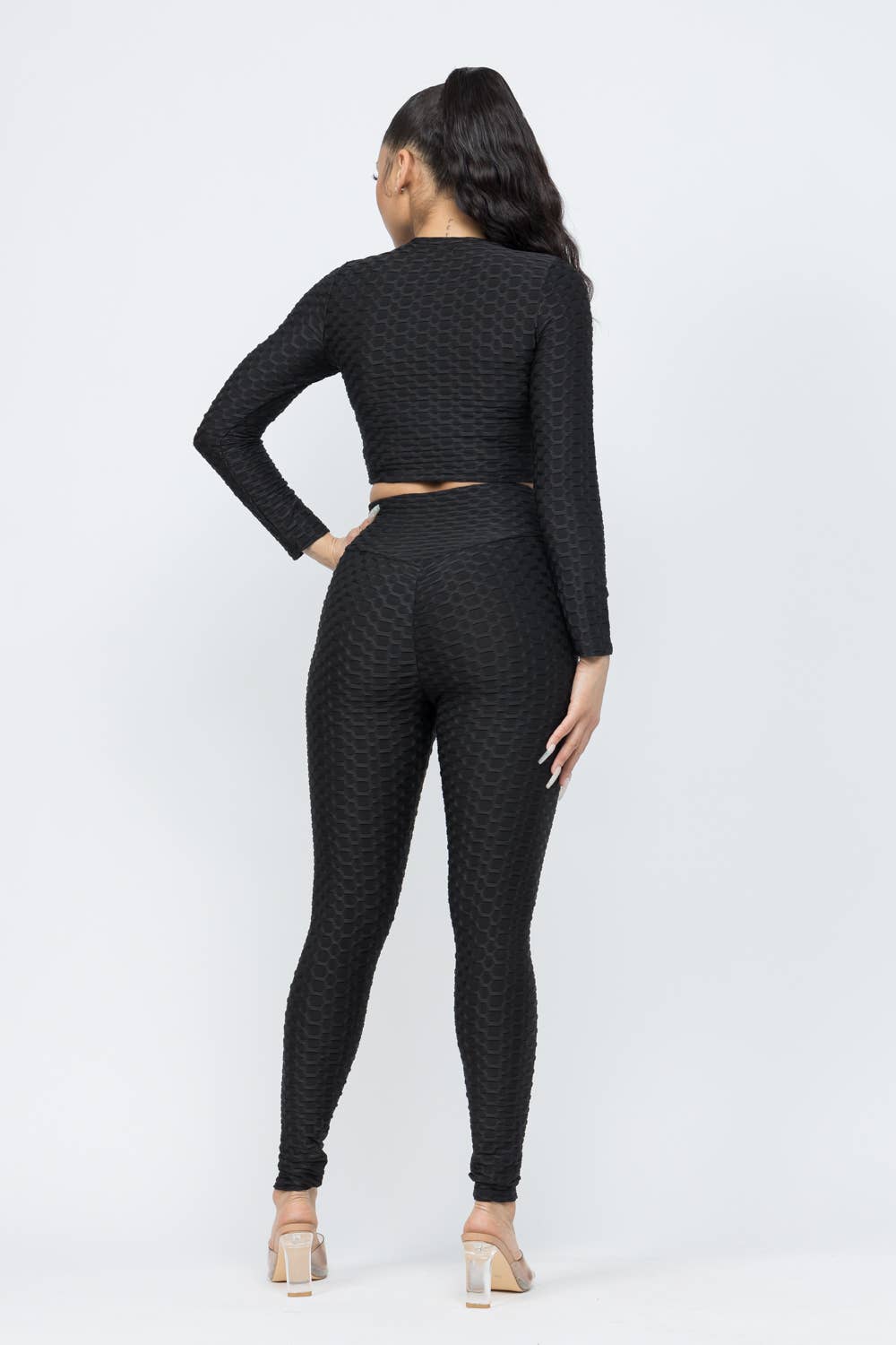 Conjunto de top y leggings con lazo fruncido en nido de abeja