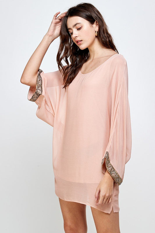 Robe droite à manches chauve-souris – Fluidité et élégance sans effort