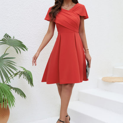 Robe trapèze plissée à col en V et taille cintrée pour femme, couleur unie 