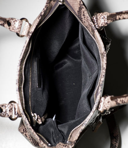 Bolso Python con minibolso desmontable