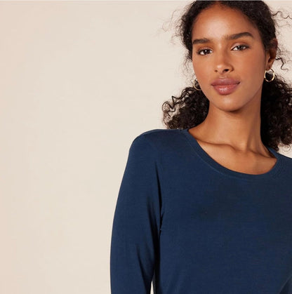 T-shirt ras du cou à manches longues et coupe classique pour femme