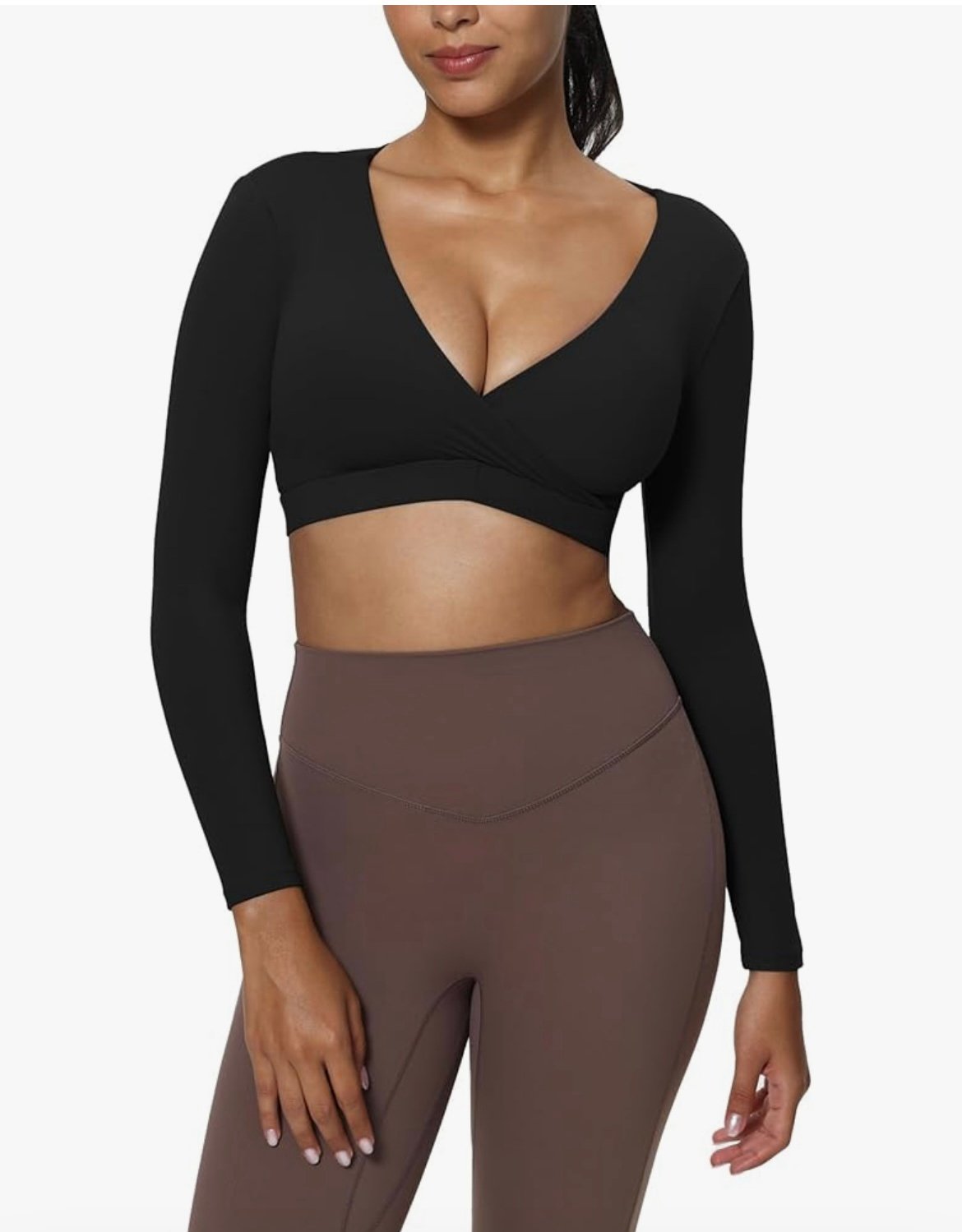 Camiseta corta de manga larga para mujer con escote en V profundo y corte medio para entrenamiento
