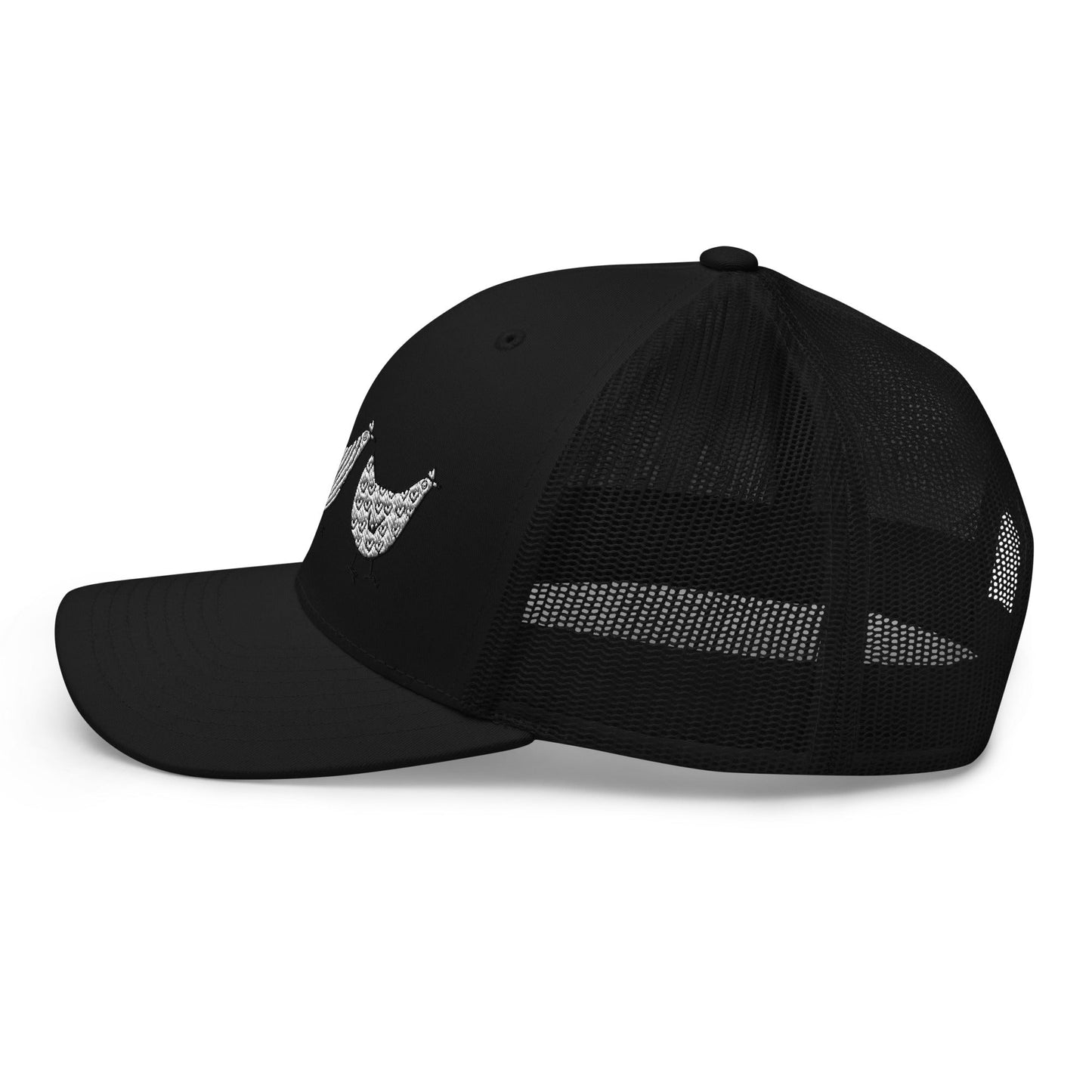 Casquette de camionneur Jacki Easlick Three Chickens