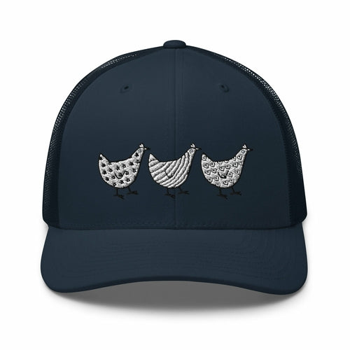 Casquette de camionneur Jacki Easlick Three Chickens