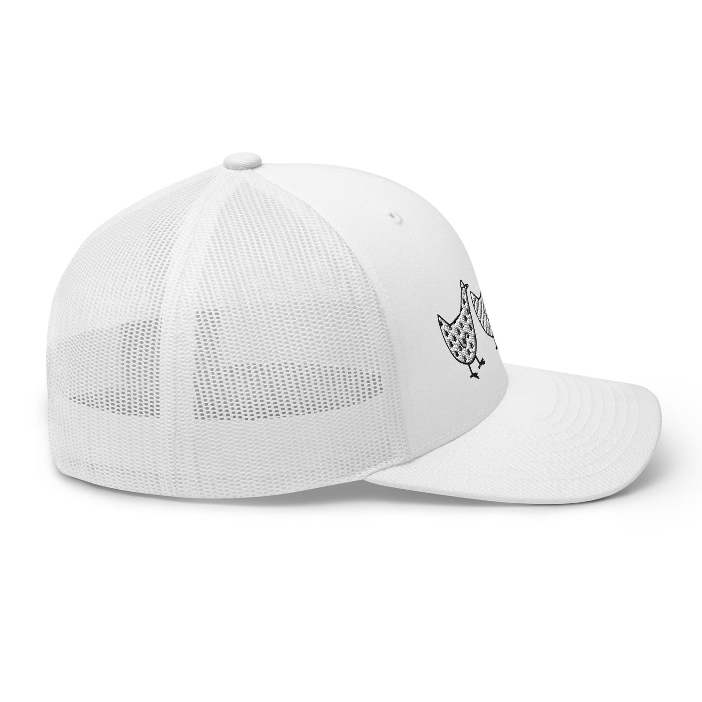 Casquette de camionneur Jacki Easlick Three Chickens